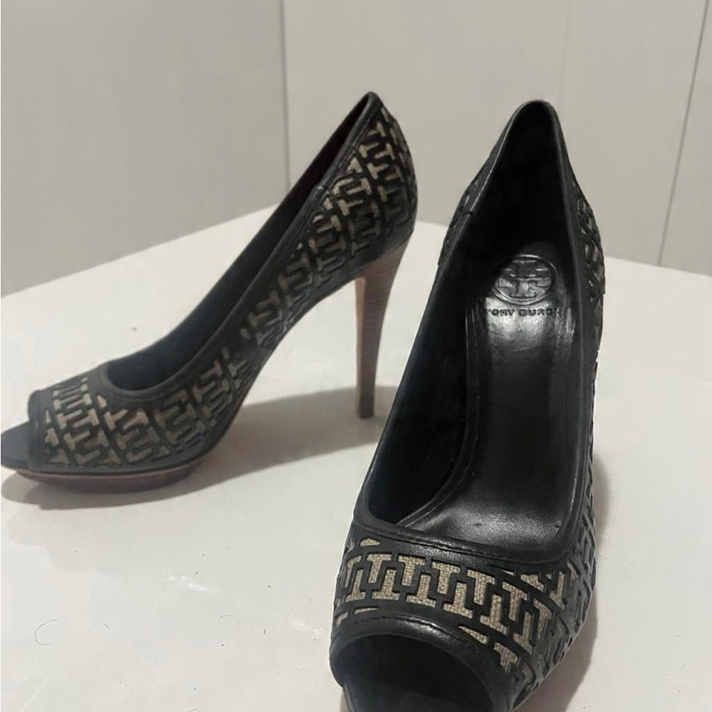 Tory Burch Black and Gold Patterned Heels